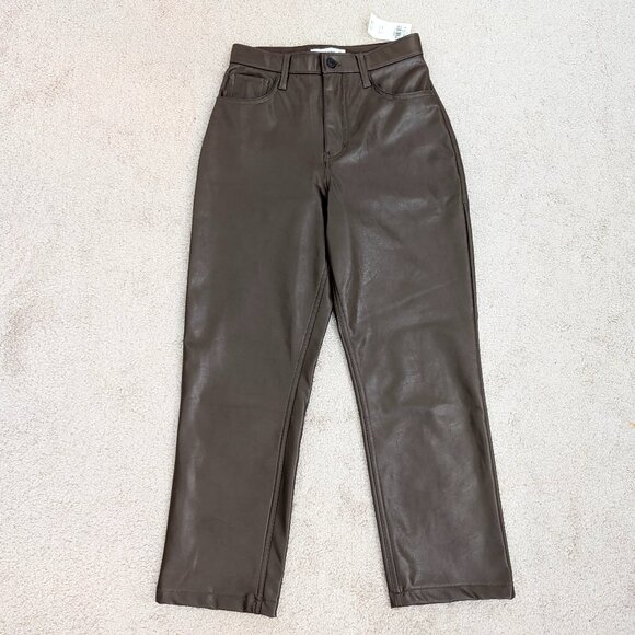 NWT Abercrombie Curve Love 90's Straight Ultra High Rise Vegan Leather Pant - Picture 2 of 7